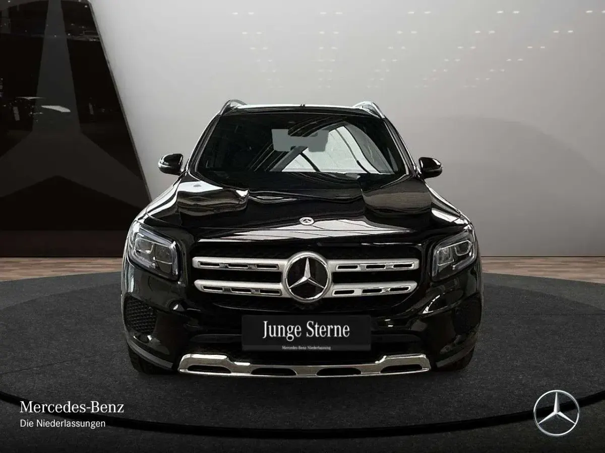 Gebraucht Mercedes GLB200 Progressive 150 PS (110 kW) 2023 Schwarz SUV
