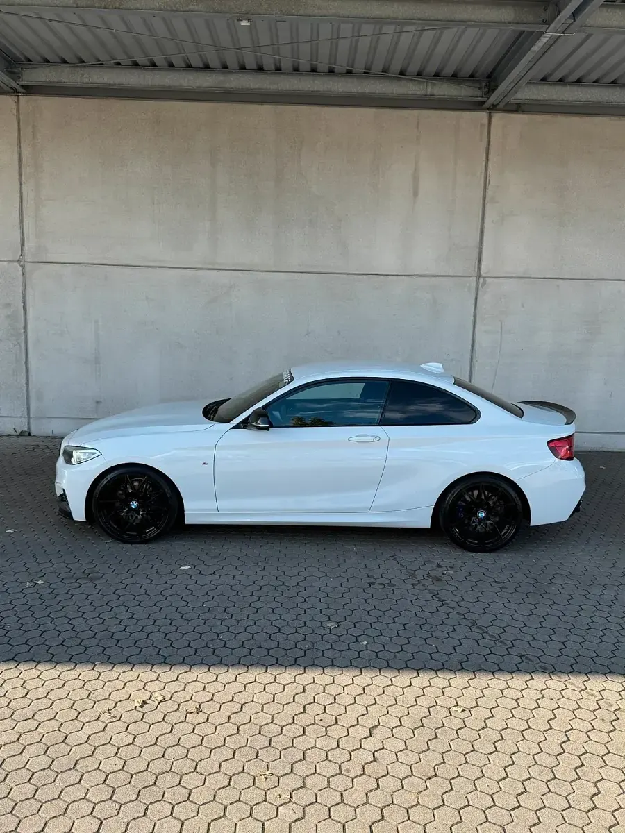 Gebraucht BMW M235 M Performance 326 PS (239 kW) 2016 Weiß Coupé
