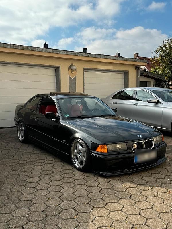 Schwarz Gebraucht 1996 BMW 328 Coupé | 18.499 € - Bild 1/4