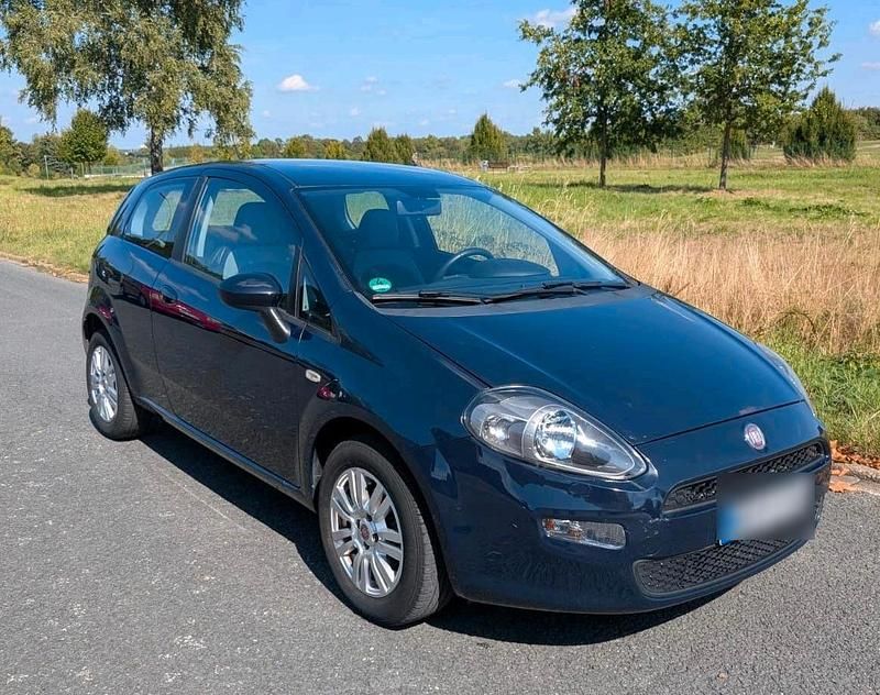 Blau Gebraucht 2012 Fiat Punto Evo Kleinwagen | 2.500 € - Bild 1/4