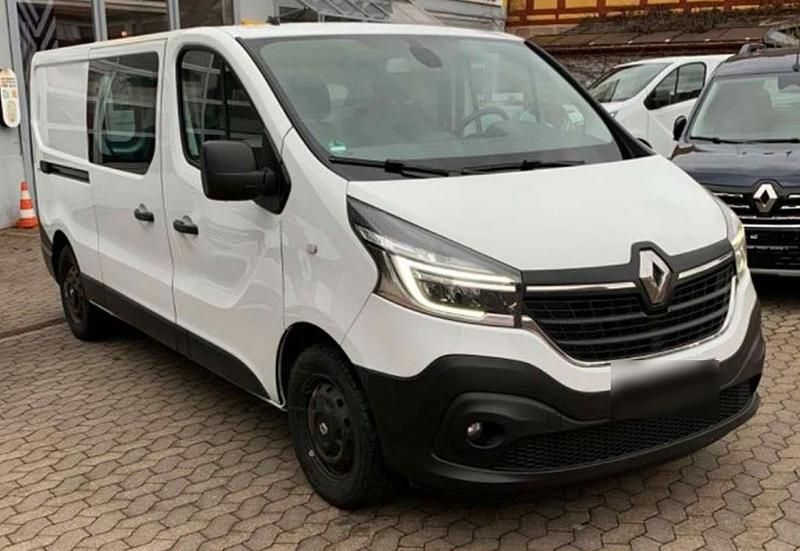 Gebraucht Renault Trafic 145 PS (106 kW) 2019 Weiß Van / Kleinbus