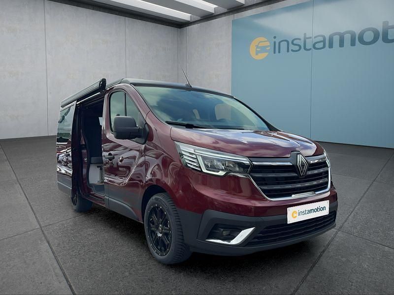 Gebraucht Renault Trafic 150 PS (110 kW) 2024 Rot Van / Kleinbus
