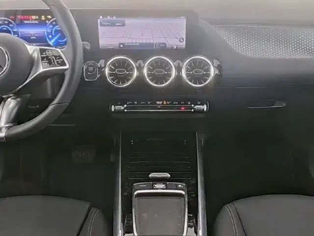Gebraucht Mercedes EQA250 139 kW (190 PS) 2025 SUV