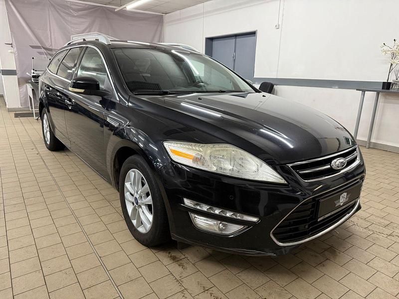 Gebraucht Ford Mondeo Titanium 140 PS (102 kW) 2010 Schwarz Kombi