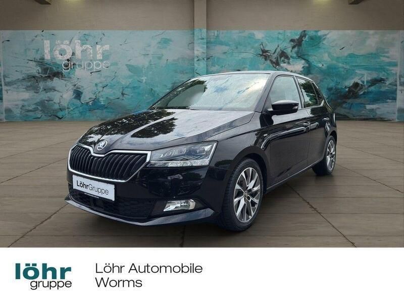 Schwarzmagic perleffekt met. Gebraucht 2021 Skoda Fabia Best of Limousine | 14.980 € (Fairer Preis) - Bild 1/4