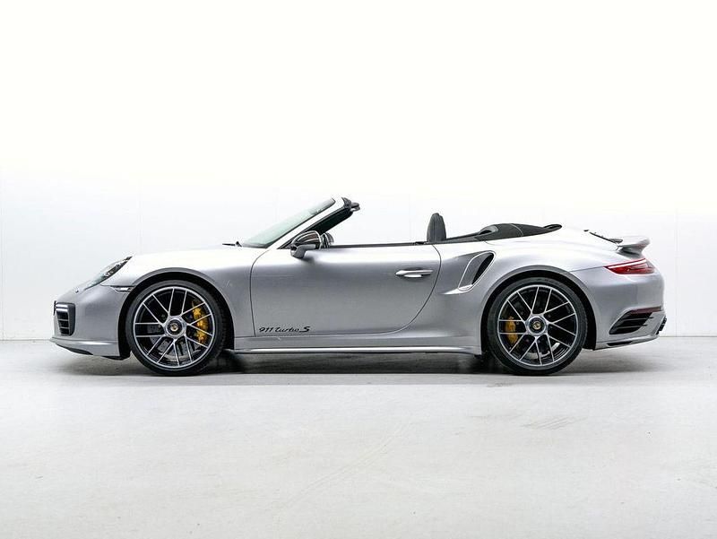 Gebraucht Porsche 991 581 PS (427 kW) 2017 Grau Cabrio