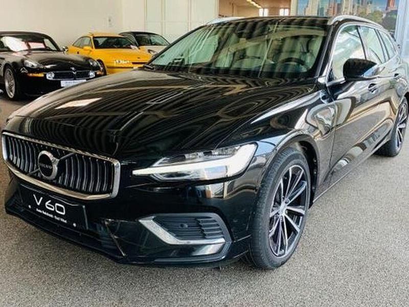 Gebraucht Volvo V60 455 PS (334 kW) 2023 Schwarz Kombi