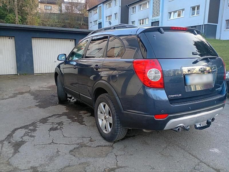 Gebraucht Chevrolet Captiva 150 PS (110 kW) 2007 Grau SUV