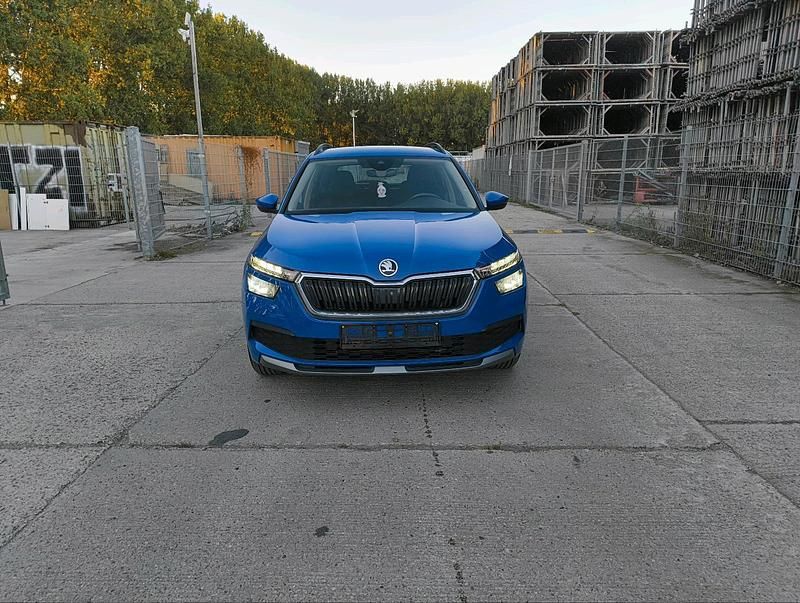 Blau Gebraucht 2022 Skoda Kamiq Style SUV | 18.500 € (Superpreis) - Bild 1/4