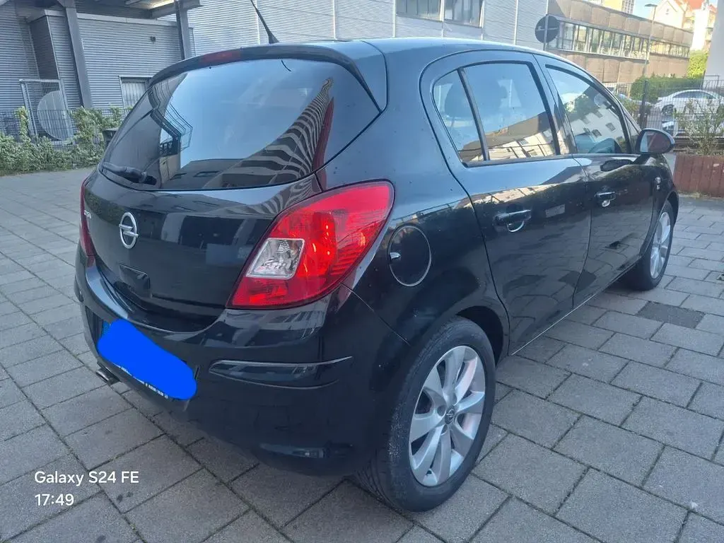 Gebraucht Opel Corsa Active 87 PS (63 kW) 2012 Schwarz Kleinwagen