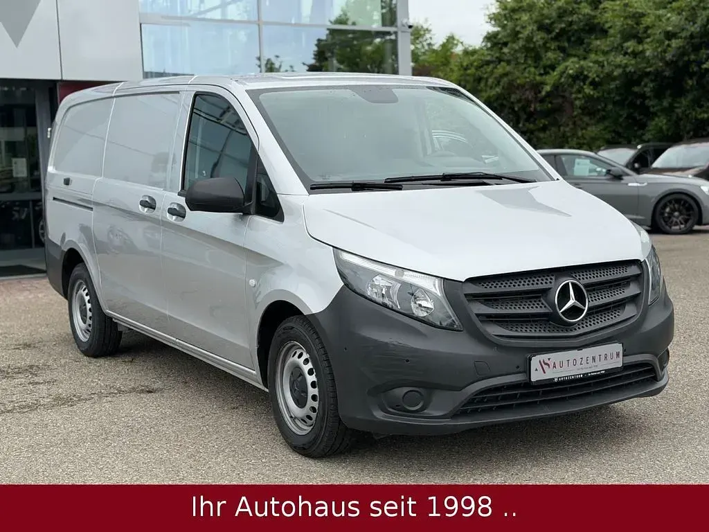 Gebraucht Mercedes Vito 136 PS (100 kW) 2020 Silber Van