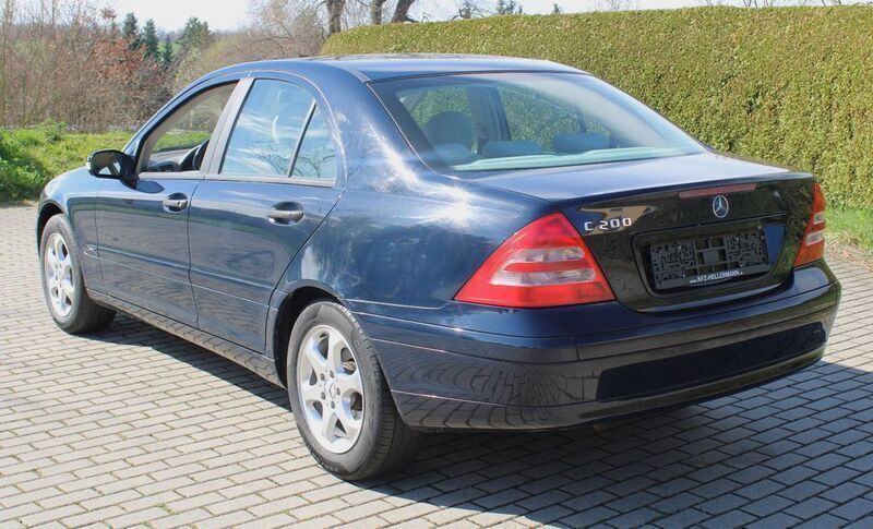 Gebraucht Mercedes C200 Elegance 163 PS (119 kW) 2000 Blau Limousine