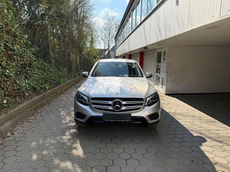 Gebraucht Mercedes GLC220 170 PS (125 kW) 2019 Silber SUV