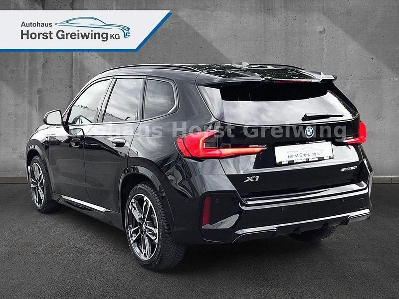 Gebraucht BMW X1 Performance 156 PS (114 kW) 2025 Schwarz SUV