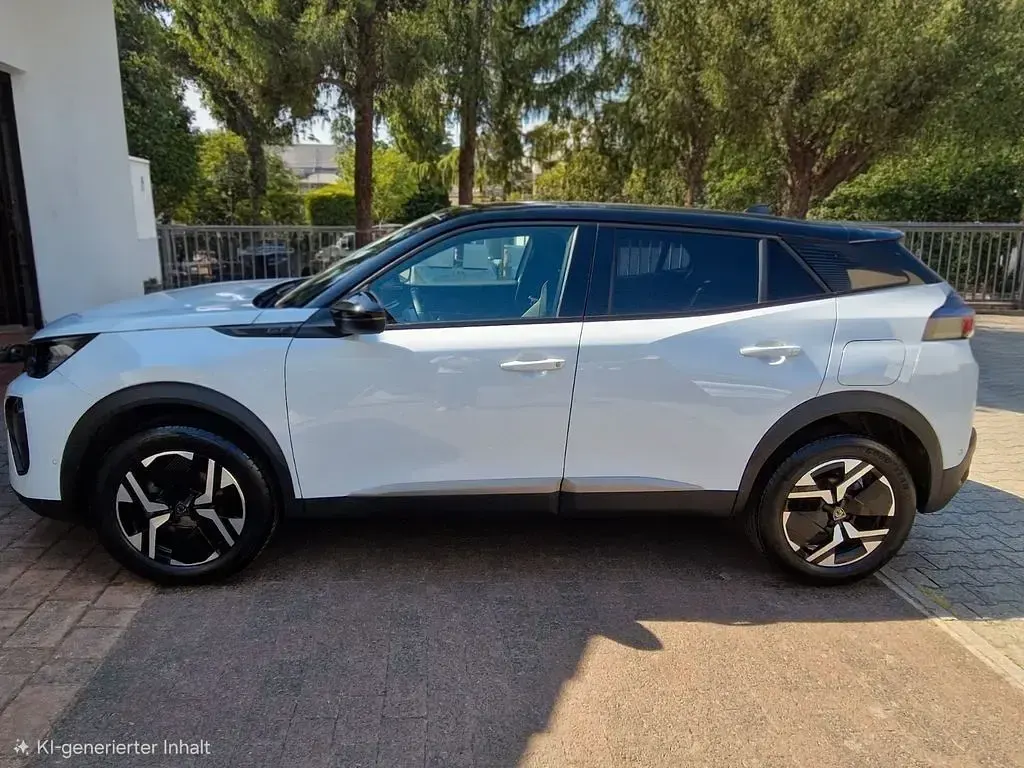 Gebraucht Peugeot 2008 GT 131 PS (96 kW) 2024 Weiß SUV