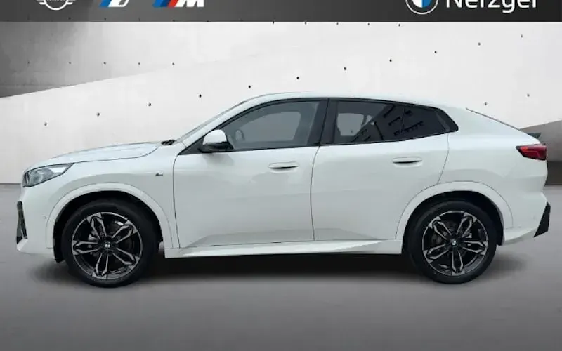 Gebraucht BMW X2 M Sport 150 PS (110 kW) 2025 Weiß SUV