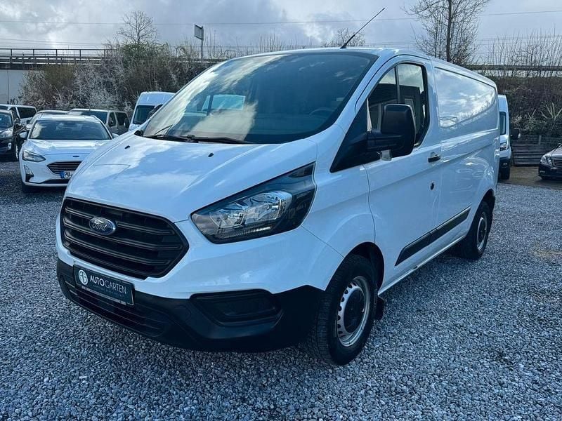 Gebraucht Ford Transit Custom 111 PS (81 kW) 2019 Weiß Van / Kleinbus
