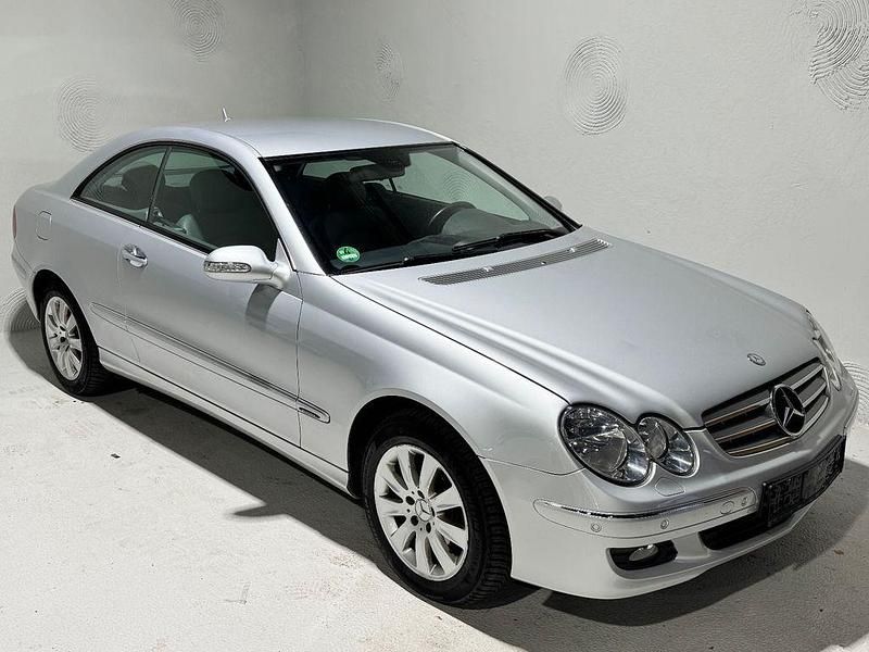 Gebraucht Mercedes CLK280 231 PS (169 kW) 2006 Silber Coupé