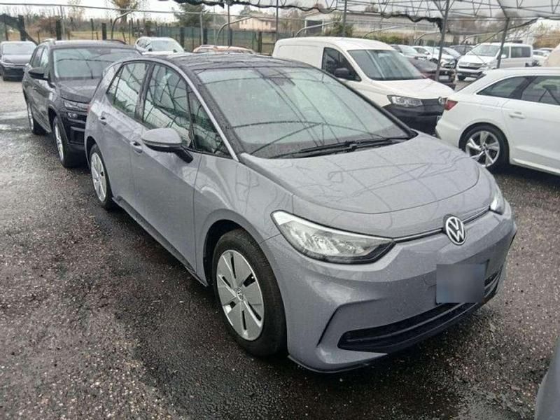 Gebraucht VW ID.3 Pro 150 kW (204 PS) 2023 Mondsteingrau Kleinwagen