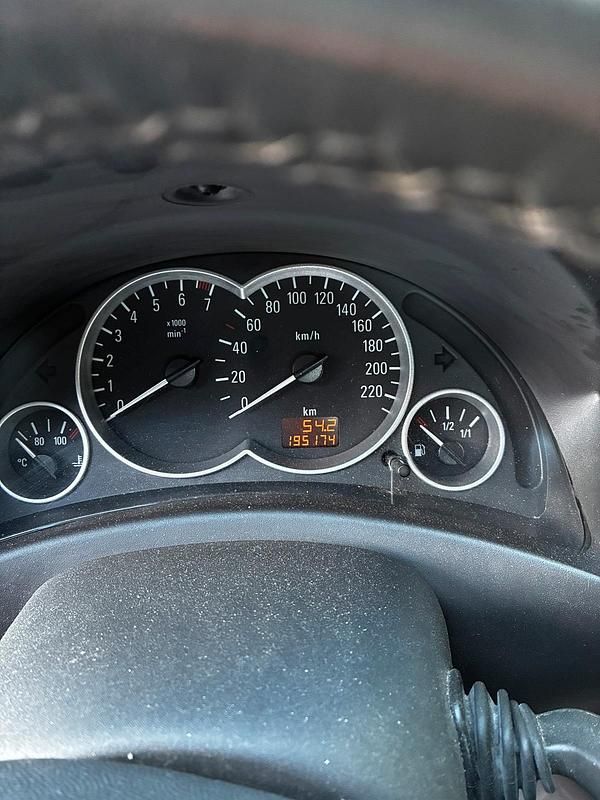 Second-hand Opel Tigra 2009 Negru Cabrio