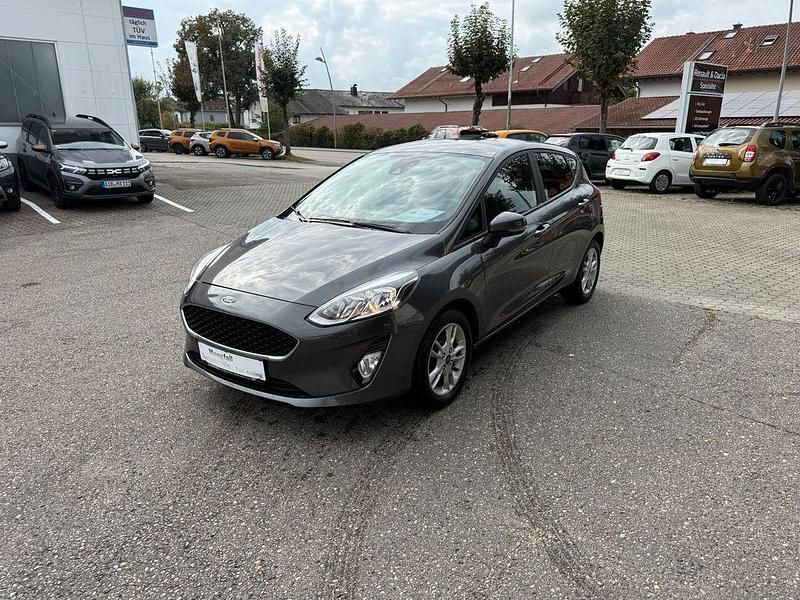 Grau Gebraucht 2018 Ford Fiesta Cool & Connect Kleinwagen | 8.450 € (Fairer Preis) - Bild 1/4