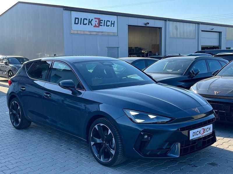 Gebraucht Cupra Leon 150 PS (110 kW) 2025 Grau Limousine