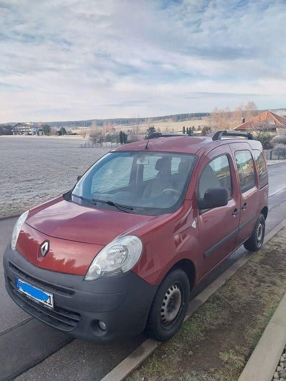 Braun Gebraucht 2009 Renault Kangoo Expression Van / Kleinbus | 4.300 € (Fairer Preis) - Bild 1/4