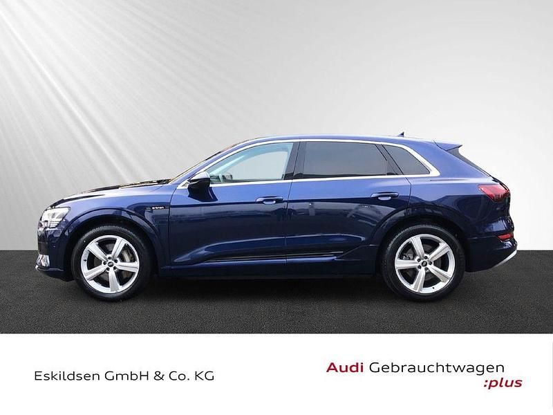 Gebraucht Audi e-tron Advanced Plus 300 kW (408 PS) 2023 Navarrablau metallic SUV