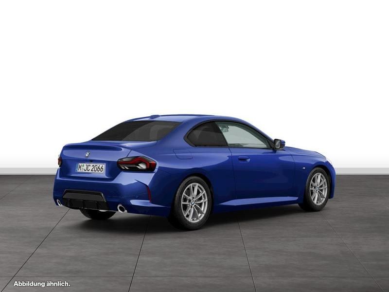 Gebraucht BMW 220 M Sport 184 PS (135 kW) 2024 Blau Coupé