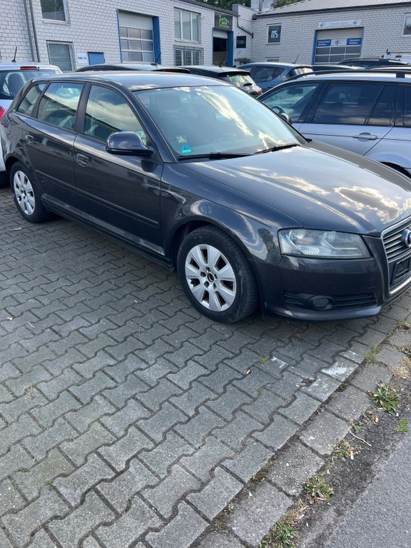Schwarz Gebraucht 2008 Audi A3 Sportback Attraction Limousine | 2.999 € (Etwas zu teuer) - Bild 1/4
