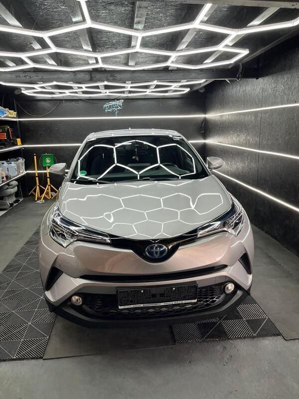 Silber Gebraucht 2018 Toyota C-HR Style SUV | 18.400 € (Guter Preis) - Bild 1/4