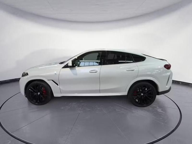 Neu BMW X6 M Sport 352 PS (258 kW) 2026 Weiß SUV