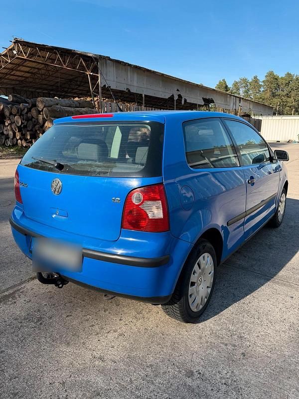 Gebraucht VW Polo 63 PS (46 kW) 2001 Blau Kleinwagen