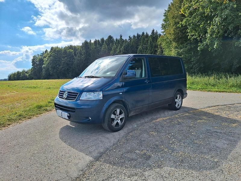 Blau Gebraucht 2007 VW Multivan Van | 7.900 € (Guter Preis) - Bild 1/4
