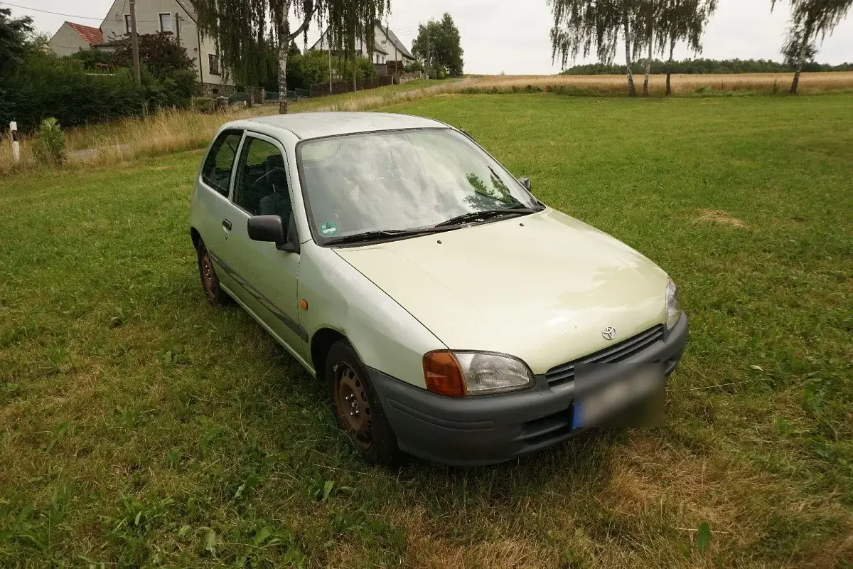 Gebraucht Toyota Starlet 75 PS (55 kW) 1998 Kleinwagen