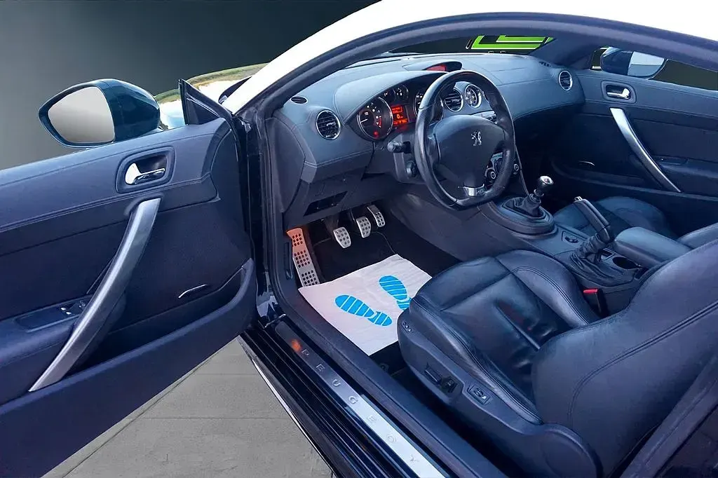 Gebraucht Peugeot RCZ 200 PS (147 kW) 2012 Noir perla nera Coupé