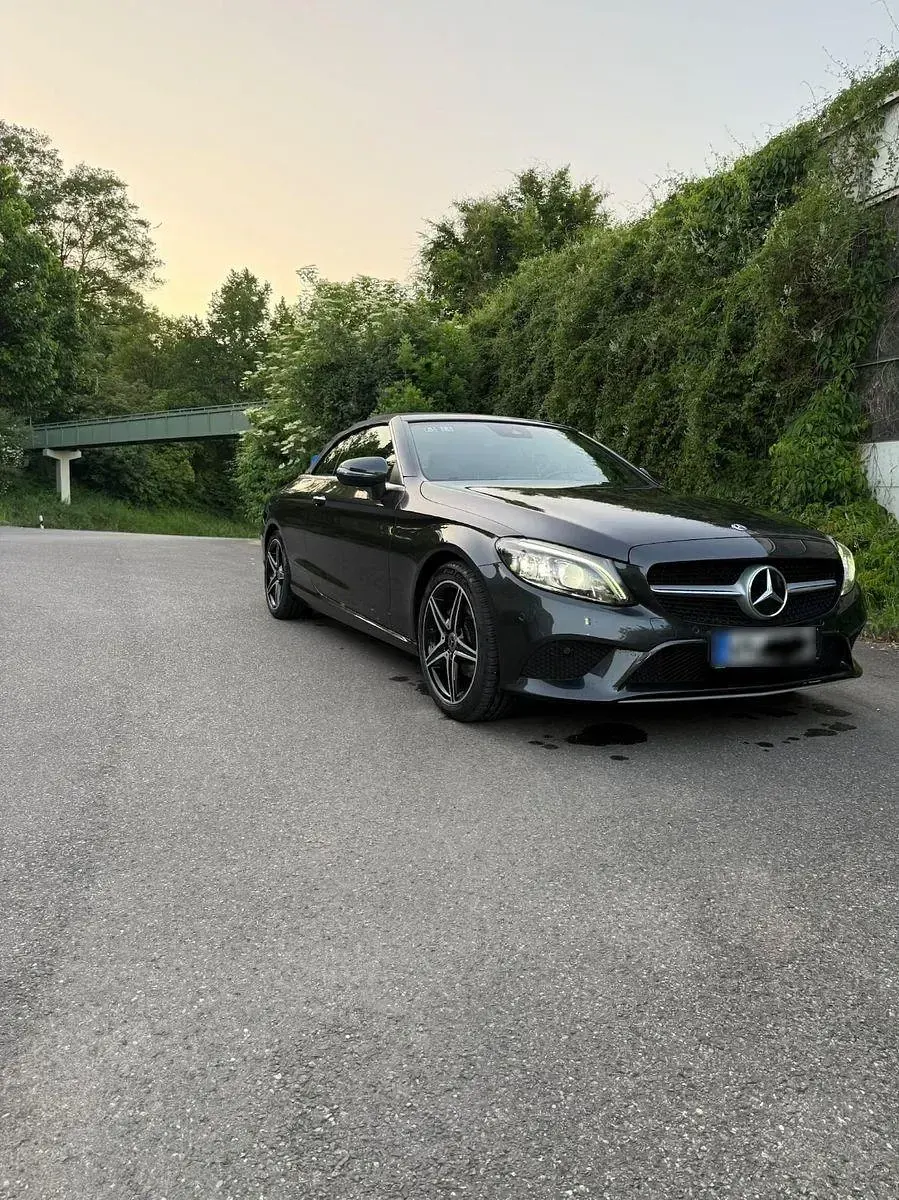 Gebraucht Mercedes C220 194 PS (142 kW) 2019 Cabrio