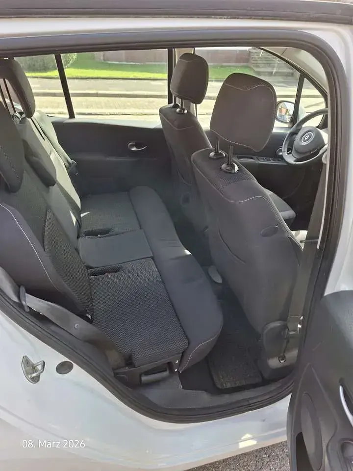 Gebraucht Renault Modus Dynamique 101 PS (74 kW) 2010 Van / Kleinbus