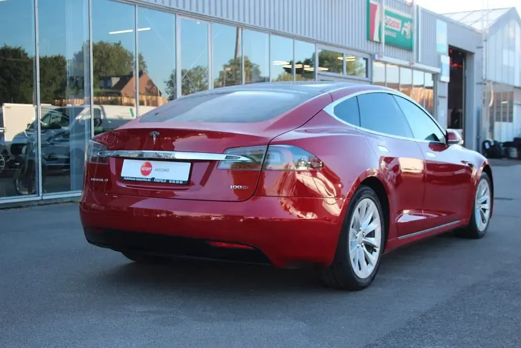 Gebraucht Tesla Model S 311 kW (423 PS) 2018 Rot Kleinwagen