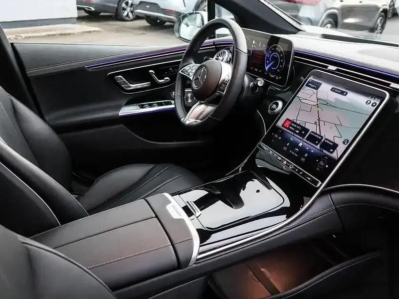 Gebraucht Mercedes EQE300 180 kW (245 PS) 2024 Polarweiß Limousine