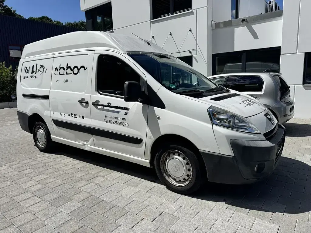 Gebraucht Peugeot Expert 120 PS (88 kW) 2009 Weiß Van
