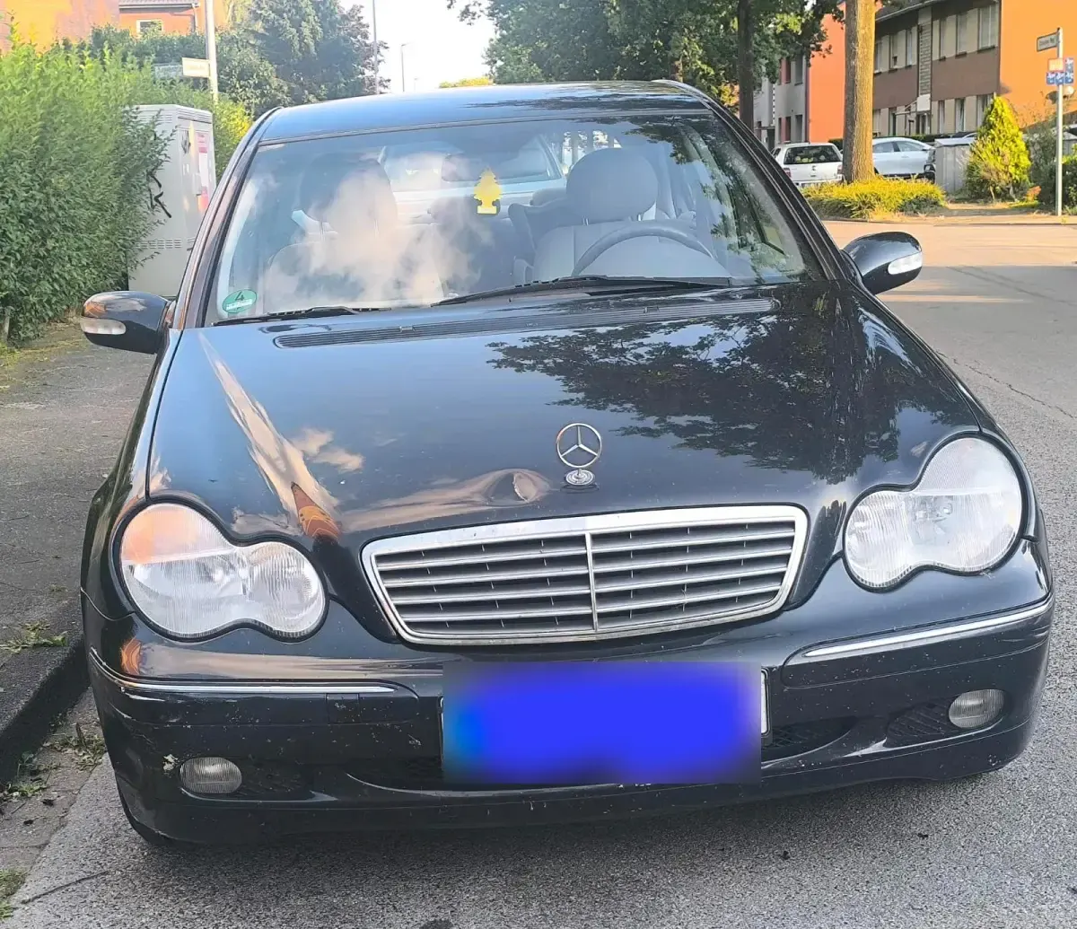 Gebraucht Mercedes C180 129 PS (94 kW) 2001 Andere farben Limousine