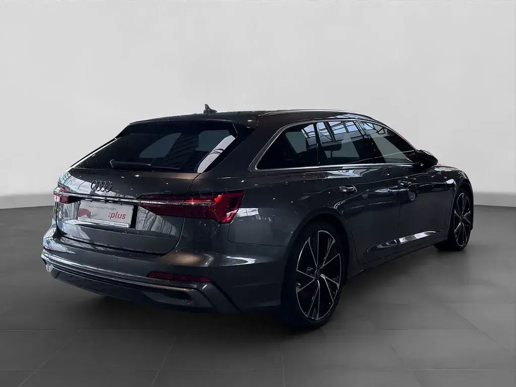 Gebraucht Audi A6 S-Line 367 PS (269 kW) 2024 Daytonagrau perleffekt Kombi
