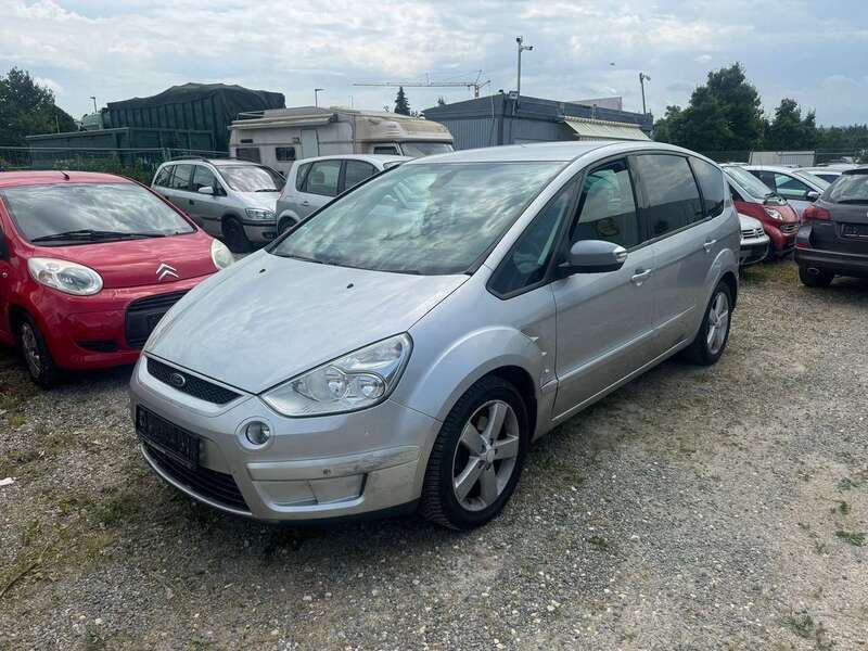 Grau Gebraucht 2007 Ford S-MAX Titanium Van / Kleinbus | 2.550 € (Fairer Preis) - Bild 1/4