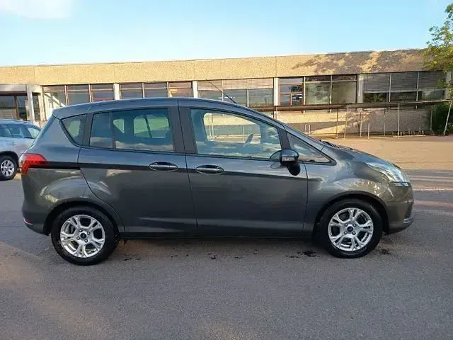 Gebraucht Ford B-MAX SYNC Edition 125 PS (91 kW) 2015 Magnetic Van / Kleinbus