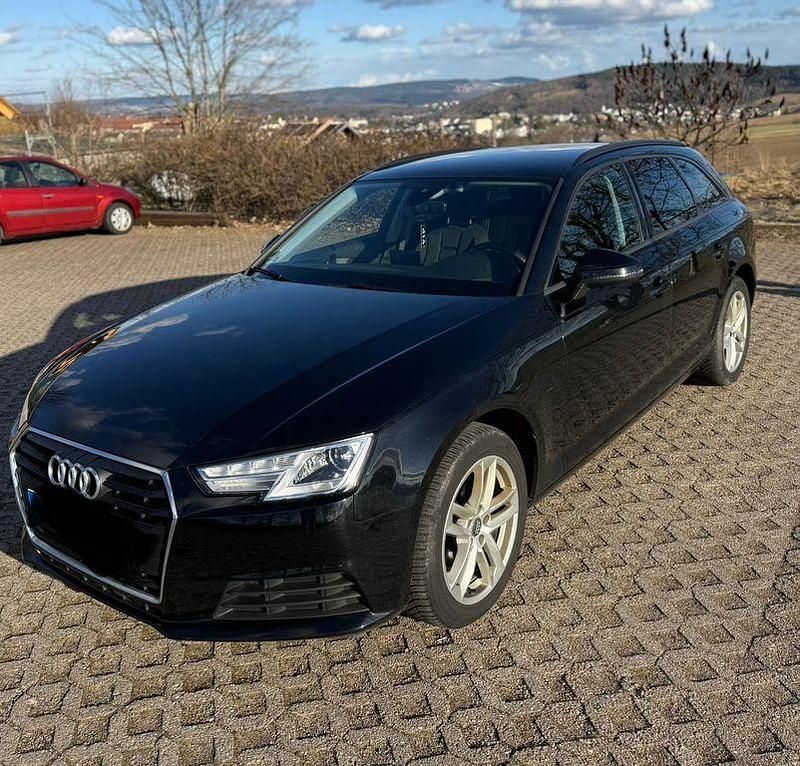 Gebraucht Audi A4 Design 150 PS (110 kW) 2018 Schwarz Kombi