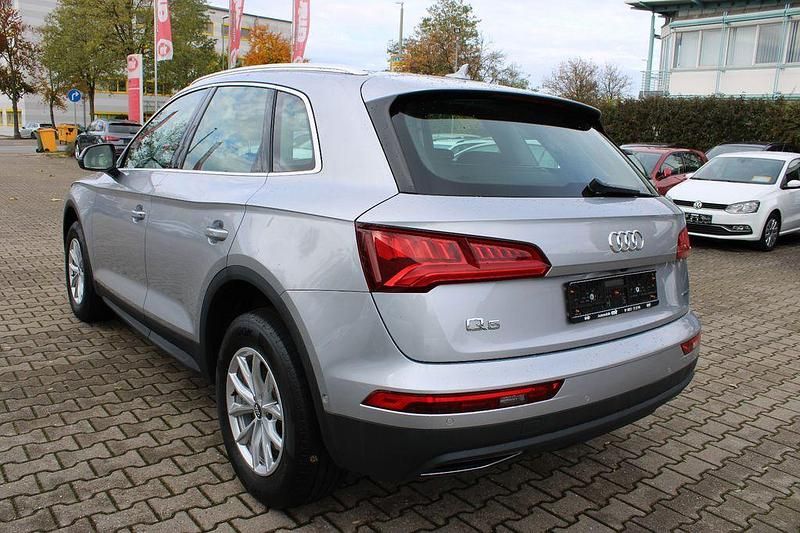 Gebraucht Audi Q5 Sport 190 PS (139 kW) 2017 Silber SUV