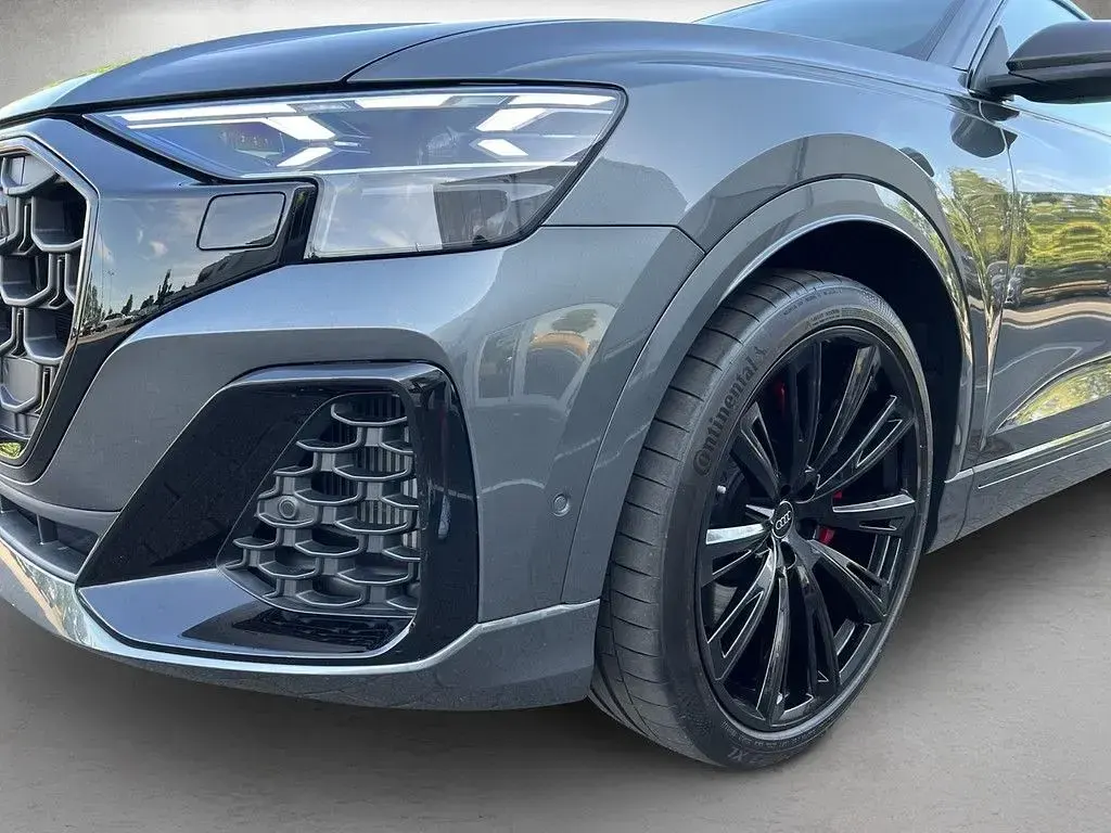 Gebraucht Audi SQ8 Sport 507 PS (372 kW) 2025 Daytonagrau perleffekt SUV