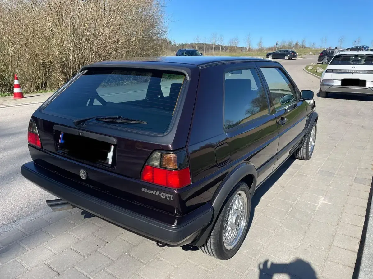 Używany VW Golf II 107 KM (78 kW) 1989 Purpurowy Hatchback