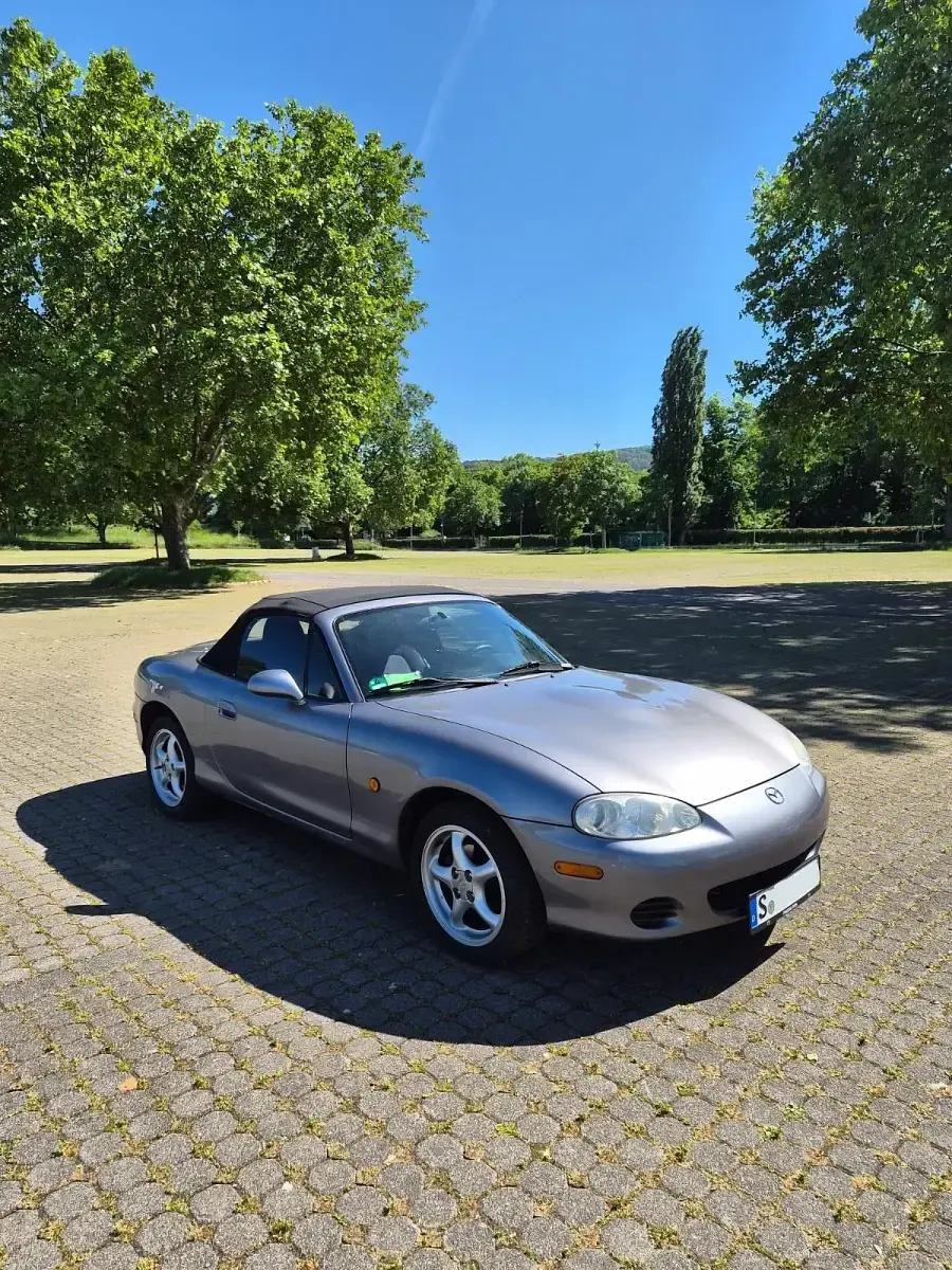 Gebraucht Mazda MX5 110 PS (80 kW) 2004 Grau Cabrio